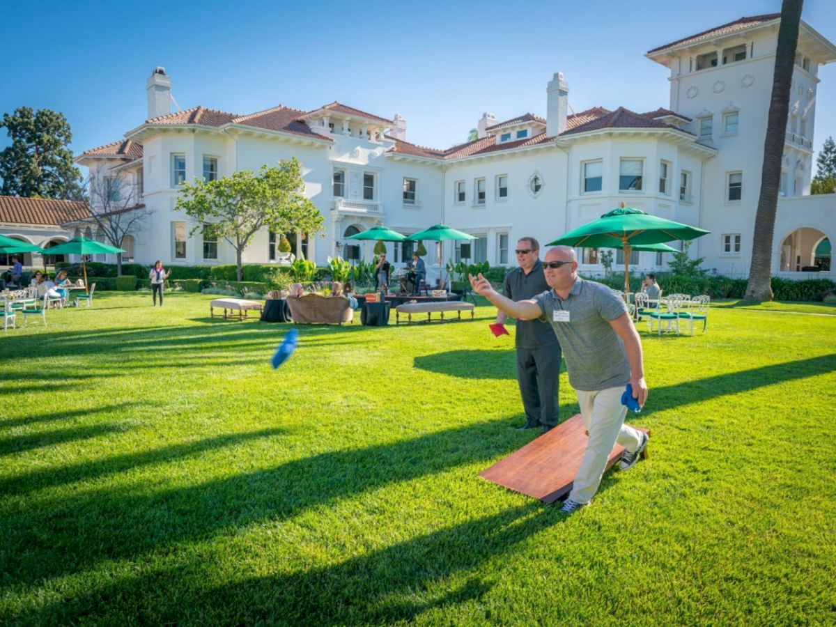 Hayes Mansion San Jose, Curio Collection by Hilton
