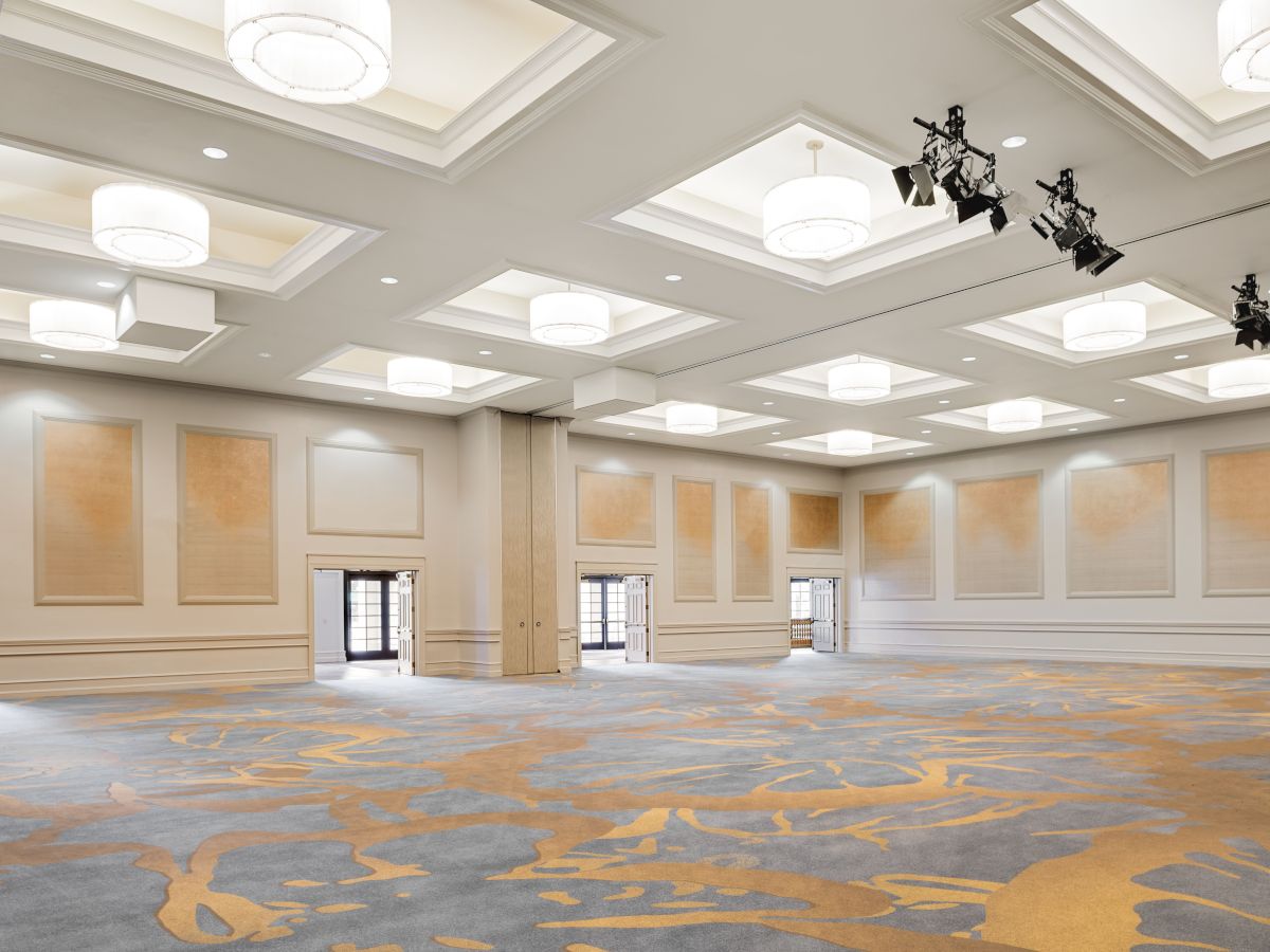 Hayes Mansion San Jose, Curio Collection by Hilton