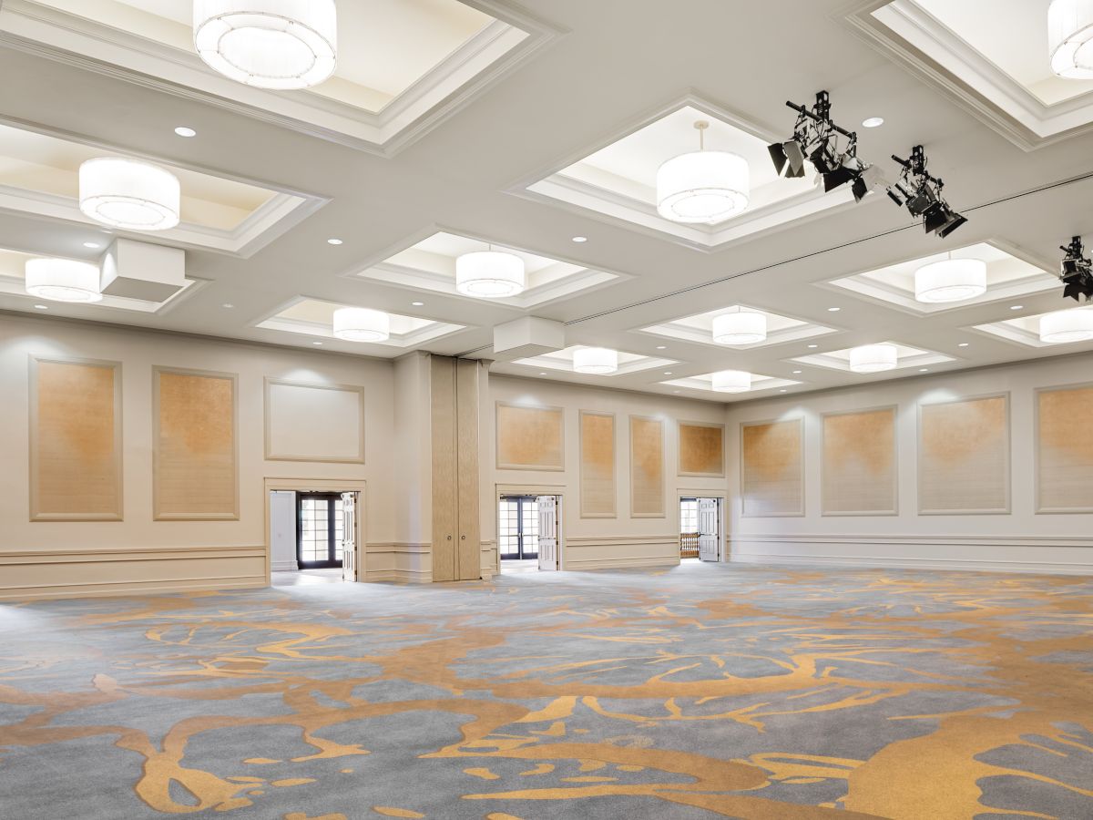 Hayes Mansion San Jose, Curio Collection by Hilton